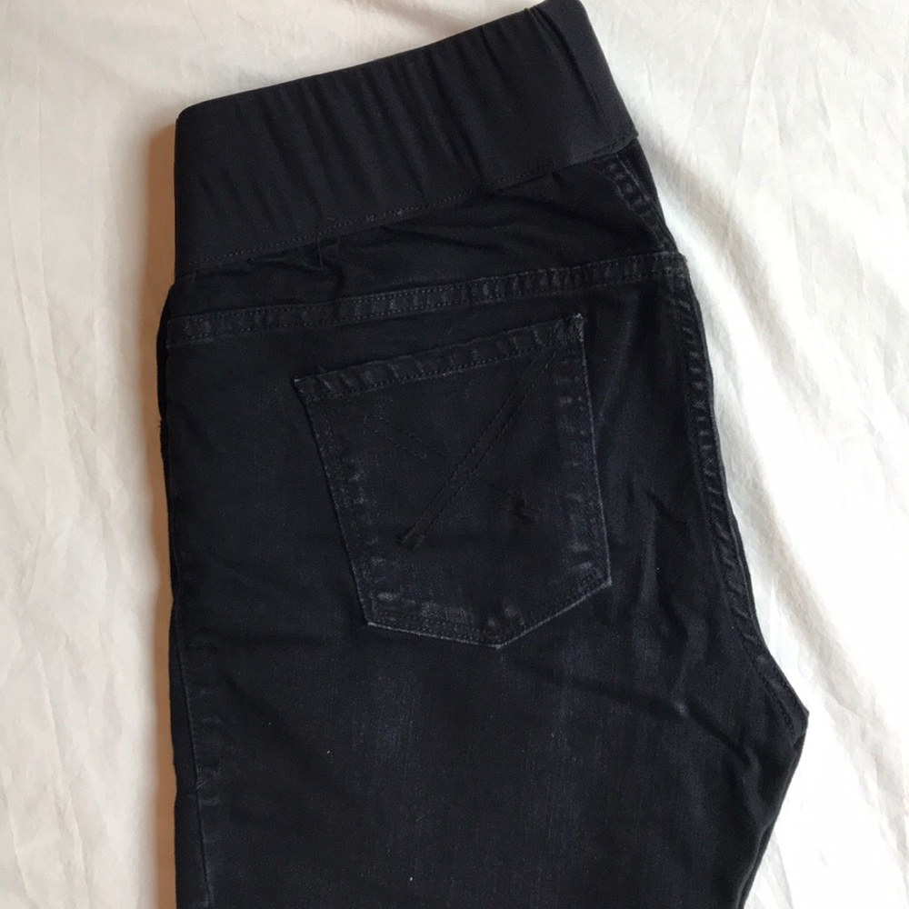 Black maternity jeans